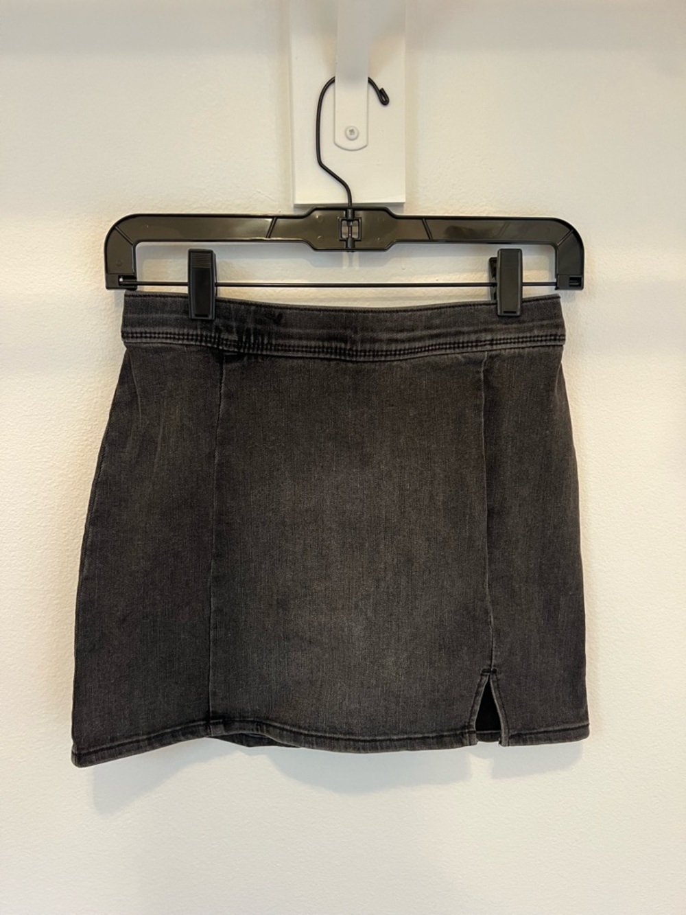 abercrombie kids Black Denim Mini Skirt with Front Notch
